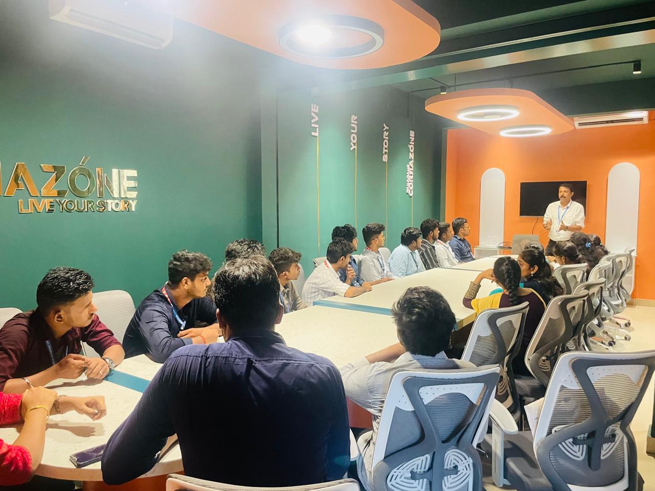 Internship/projects in noida